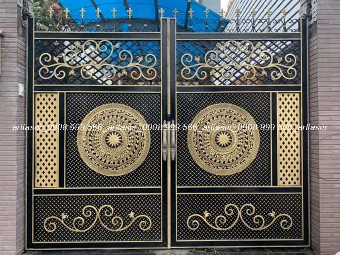 Hệ thống cổng sắt biệt thự tự động, tích hợp công nghệ đảm bảo an ninh cho nhà phố, liền kề.